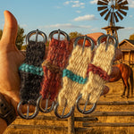 Ladda upp bild till gallerivisning, 🐴 Mini-gjordnyckelring – Bär med dig sadelns anda 🌾
