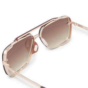 🔥HOT SALE -  Retro färgövergångssolglasögon UV400-skydd